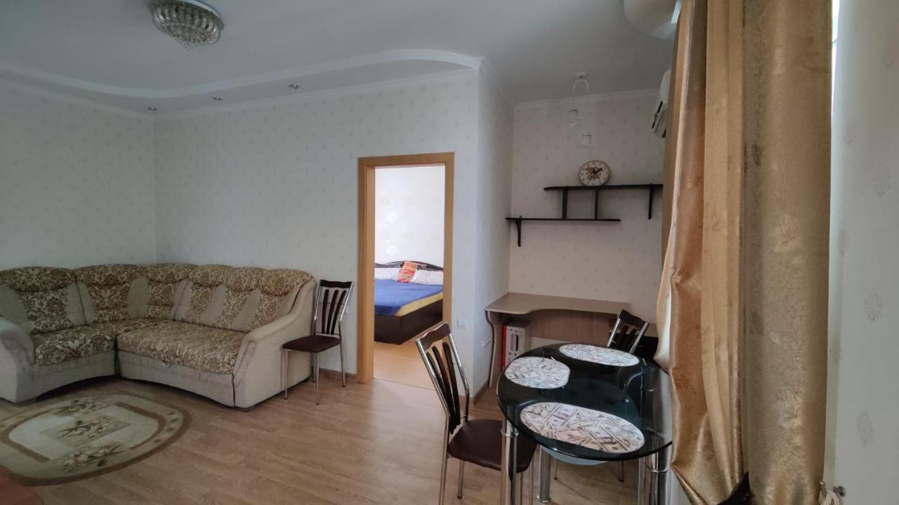Apartmán Stefan Cel Mare 64 Kišiněv Exteriér fotografie